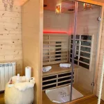 Bed and Breakfast A L'aise 4*