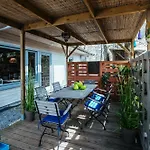 A L'aise Bed and Breakfast