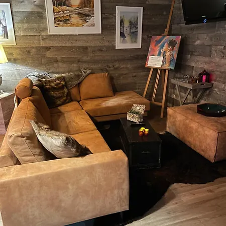 Bed & Breakfast A L'aise 4*