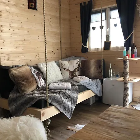 Bed & Breakfast A L'aise 4*