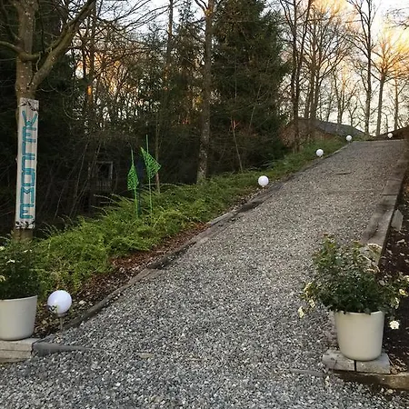 A L'aise Oda ve Kahvaltı 3*